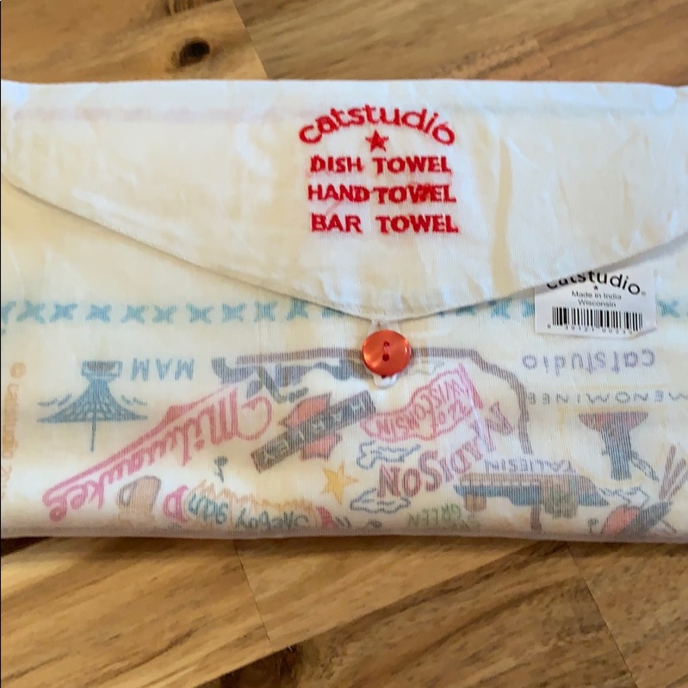 Cat studio Wisconsin linen hand towel